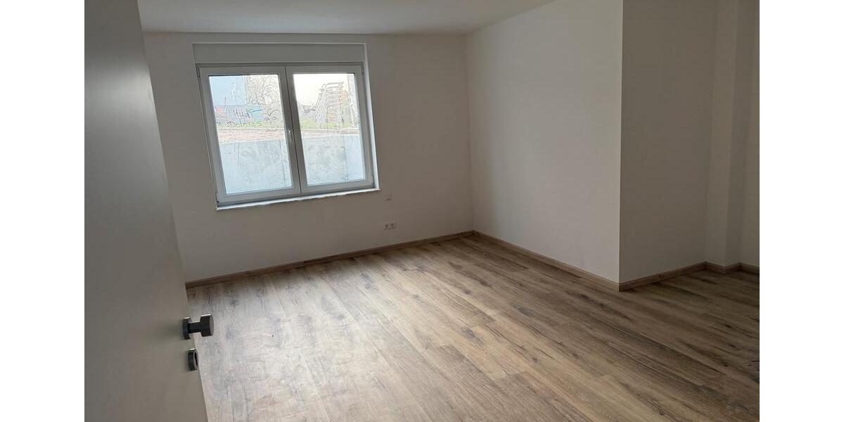 Erdgeschoßwohnung Crailsheim - 3 Zimmer, 102 m&sup2;, 1.260&euro; | Angebot:25421002