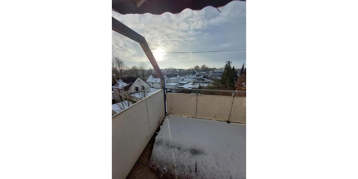 Etagenwohnung Brake (Unterweser) - 3 Zimmer, 68 m&sup2;, 490&euro; | Angebot:24417731