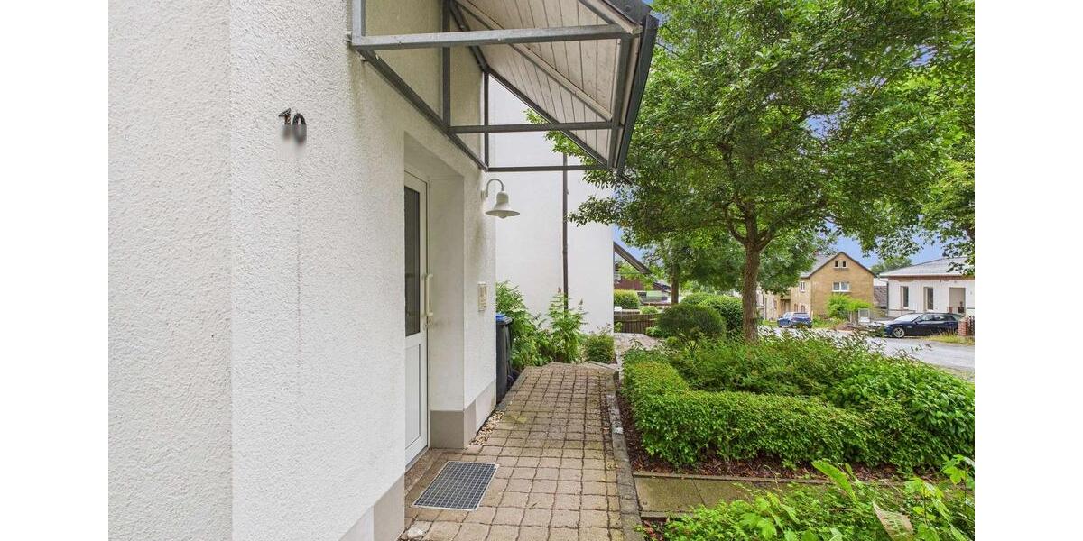 Modernisierte & ruhige 1-Raum-Wohnung mit Balkon in Lengenfeld 1 zimmer