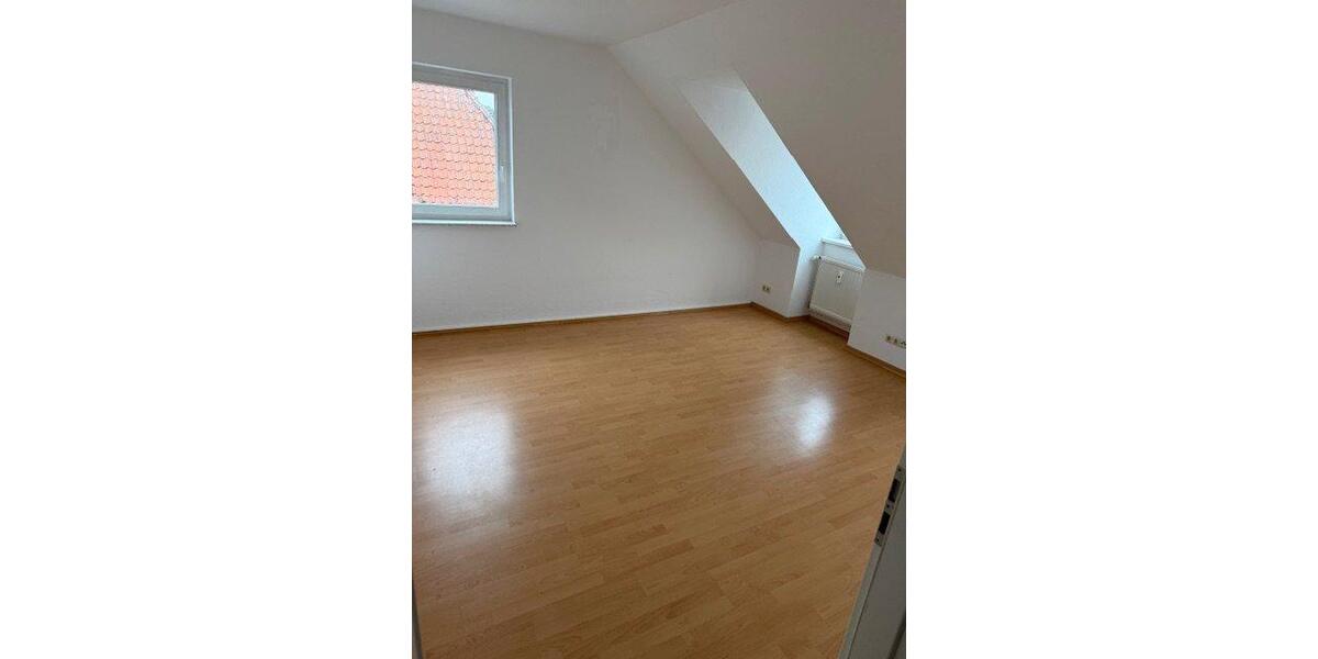 Dachgeschoßwohnung Parchim - 3 Zimmer, 80 m&sup2;, 520&euro; | Angebot:26461663