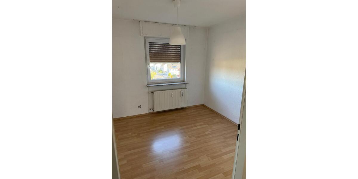 Etagenwohnung Hösbach - 4 Zimmer, 84 m&sup2;, 882&euro; | Angebot:26164358