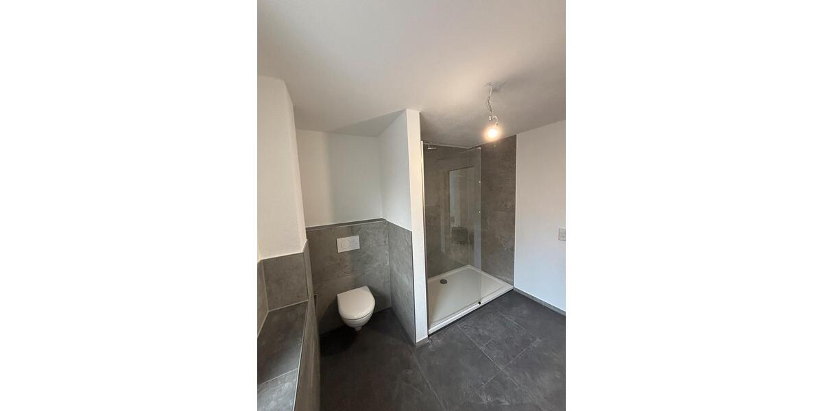 Etagenwohnung Fellbach Oeffingen - 2 Zimmer, 60 m&sup2;, 1.300&euro; | Angebot:24853821