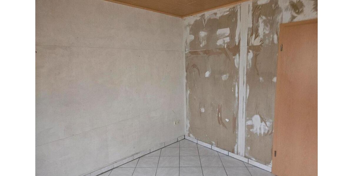 Etagenwohnung Volkmarsen - 4 Zimmer, 96 m&sup2;, 700&euro; | Angebot:26533047