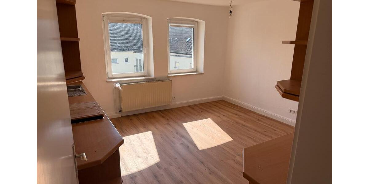 Dachgeschoßwohnung Fulda - 3 Zimmer, 84 m&sup2;, 850&euro; | Angebot:25844423
