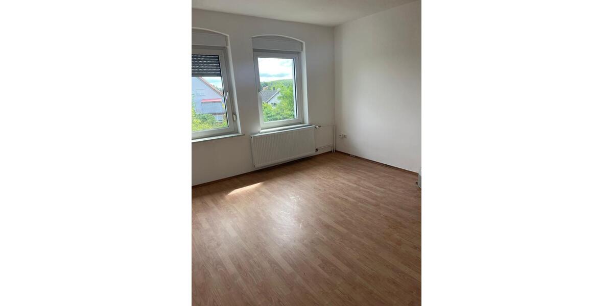 Etagenwohnung Lügde - 3 Zimmer, 83 m&sup2;, 650&euro; | Angebot:22254470