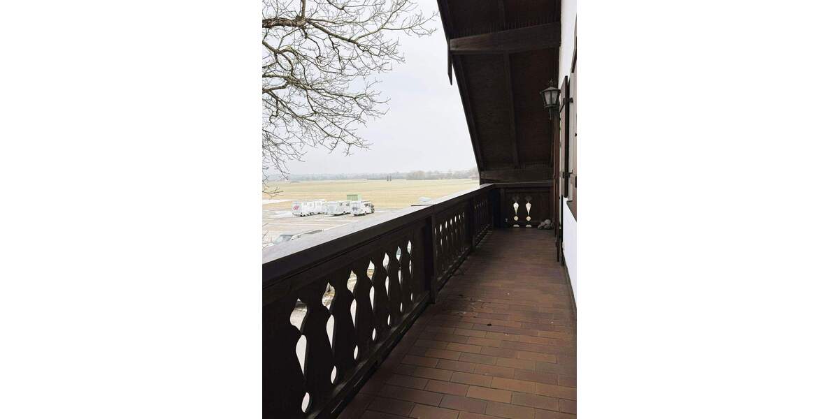 Gewerbeobjekt Bruckmühl - 3 Zimmer, 91 m&sup2;, 1.250&euro; | Angebot:26038132