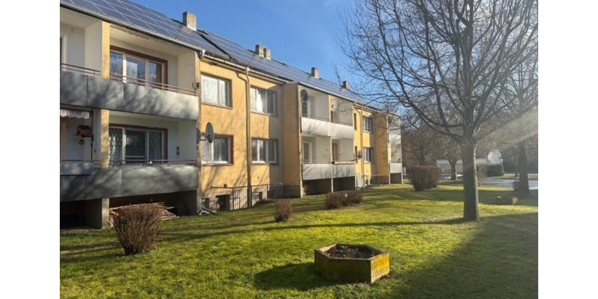 Erdgeschoßwohnung Naumburg (Saale) - 3 Zimmer, 58 m&sup2;, 180&euro; | Angebot:25802637