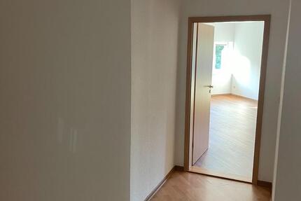 Wohnung Altenburg - 2 Zimmer, 67 m&sup2;, 390&euro; | Angebot:23247617
