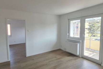 Wohnung Singen (Hohentwiel) - 3 Zimmer, 75 m&sup2;, 850&euro; | Angebot:26930079