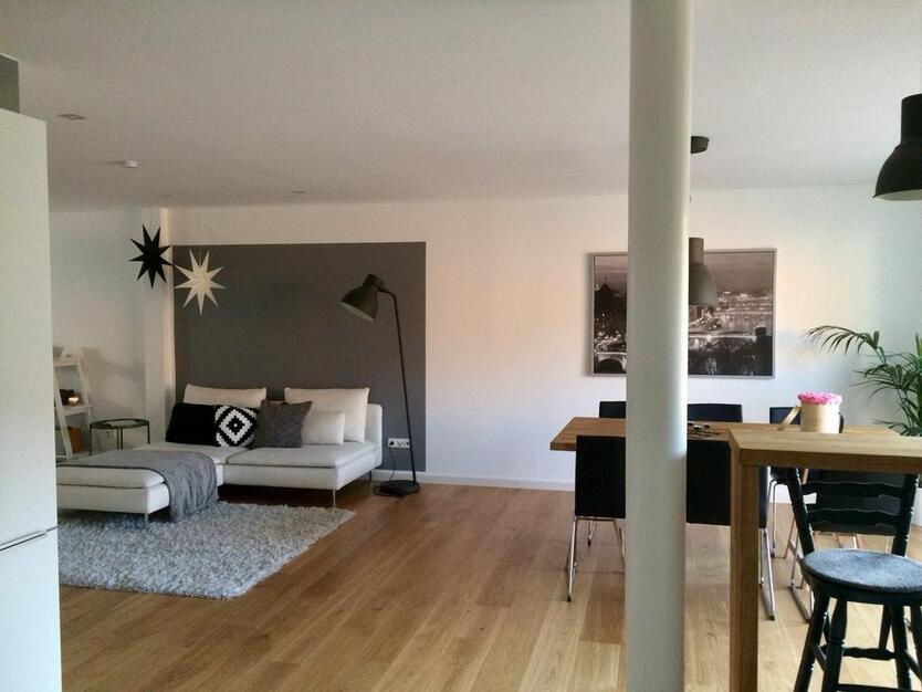 Helle 1-Zimmer-Souterrain-Whg (ideal für Studierende), NK inkl.