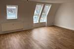 Etagenwohnung Gera Innenstadt - 3 Zimmer, 61 m&sup2;, 365&euro; | Angebot:25070379