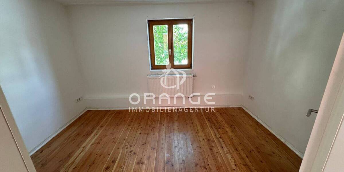 Zimmer Regensburg Innenstadt - 4 Zimmer, 99 m&sup2;, 1.700&euro; | Angebot:25968792