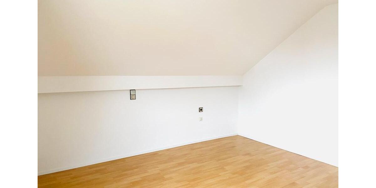 Dachgeschoßwohnung Winterlingen - 4 Zimmer, 95 m&sup2;, 700&euro; | Angebot:24707429