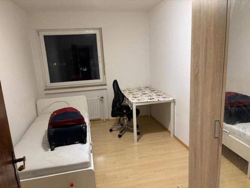 Furnished WG-Room close to Pasing, available immediately!