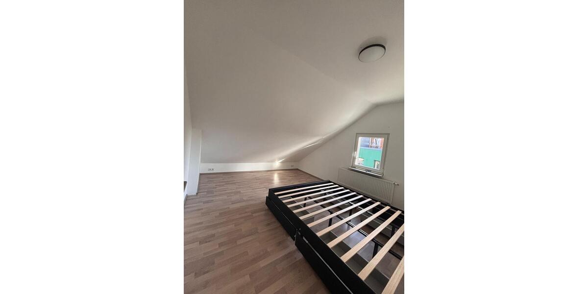Dachgeschoßwohnung Langenhagen - 2 Zimmer, 45 m&sup2;, 750&euro; | Angebot:26382320