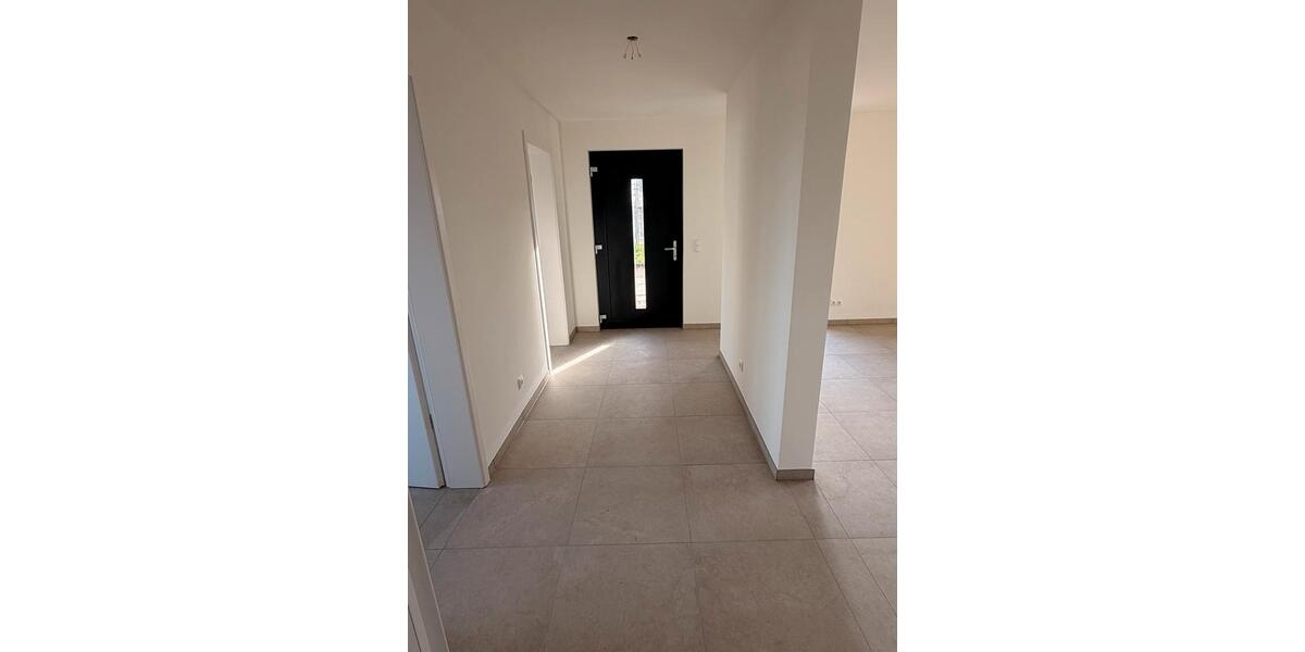 Erdgeschoßwohnung Zülpich - 3 Zimmer, 80 m&sup2;, 1.035&euro; | Angebot:26374089