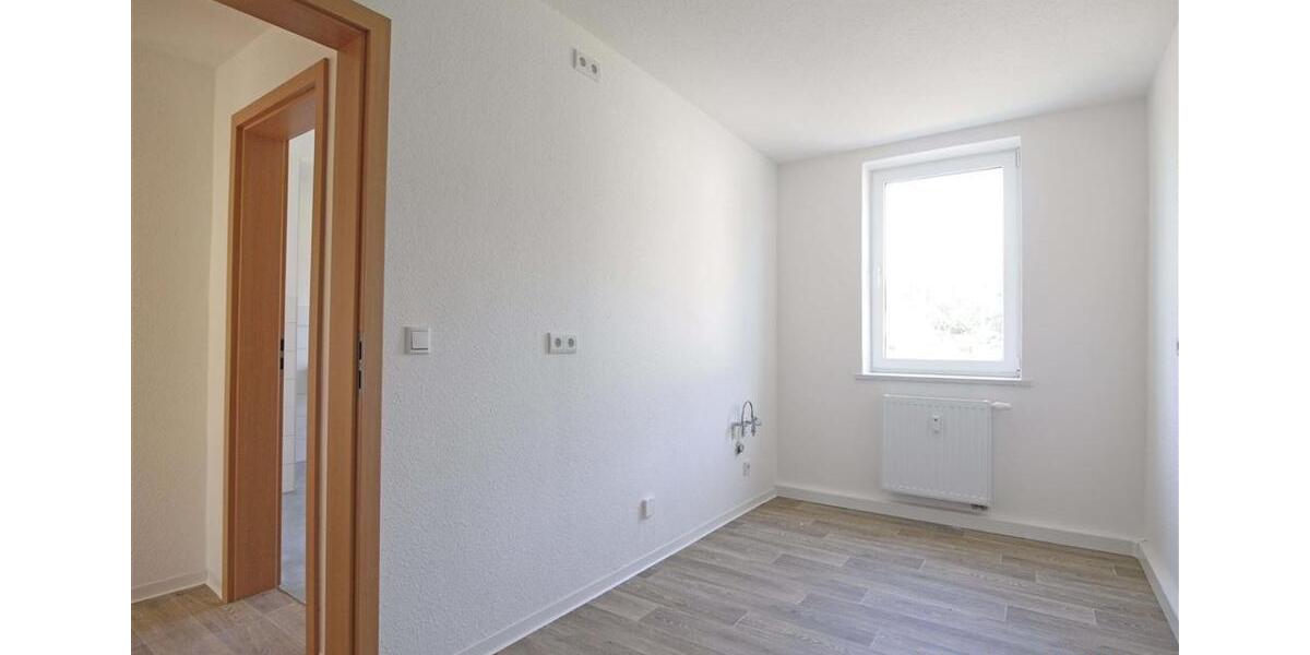 Etagenwohnung Frankenberg (Sachsen) - 2 Zimmer, 57 m&sup2;, 348&euro; | Angebot:25790170
