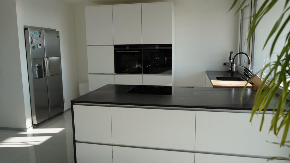 Wohnen auf Zeit Esslingen am Neckar Brühl - 6 Zimmer, 200 m&sup2;, 400&euro; | Angebot:25901250