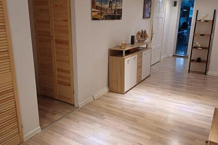 Wohnung Gröningen - 5 Zimmer, 148 m&sup2;, 900&euro; | Angebot:26047050
