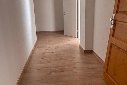 Großzügige 3-Raum-Altbauwohnung (120 m²) mit Aufzug 3 zimmer