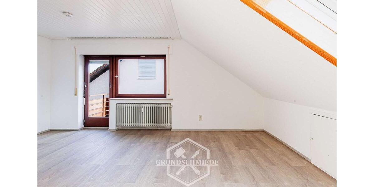 Helle 1-Zimmer-DG-Wohnung mit Balkon 1 zimmer