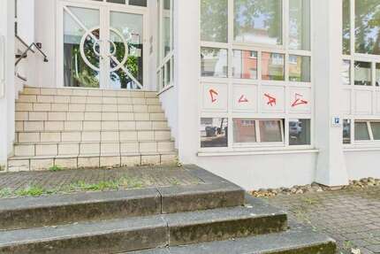 Büro in Saarbrücken Malstatt-Burbach 1.235,43 € 146.9 m² zimmer