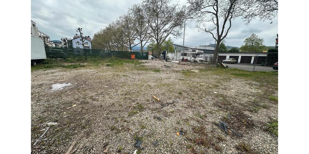 Gewerbeobjekt Freiburg im Breisgau Lehen - 2.500&euro; | Angebot:26250971