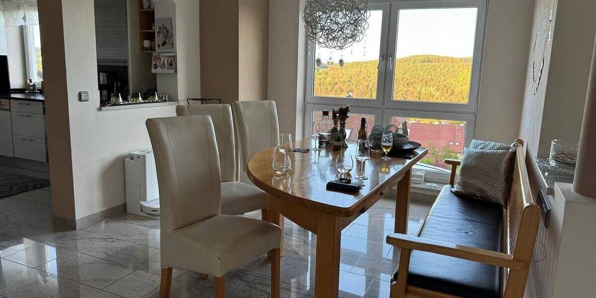 Einfamilienhaus Amberg - 5 Zimmer, 205 m&sup2;, 1.850&euro; | Angebot:26105756