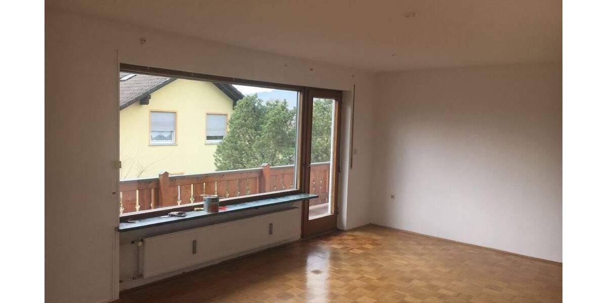 Etagenwohnung Bad Staffelstein Unterzettlitz - 4 Zimmer, 120 m&sup2;, 750&euro; | Angebot:25746580