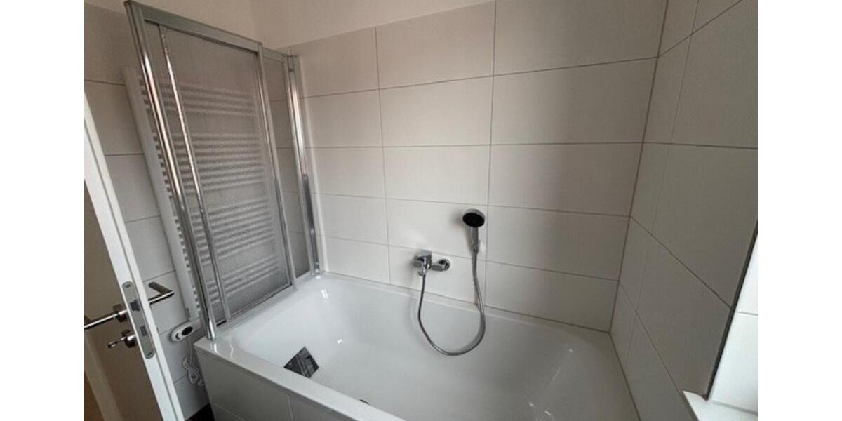Etagenwohnung Gotha - 4 Zimmer, 88 m&sup2;, 1.073&euro; | Angebot:25099172