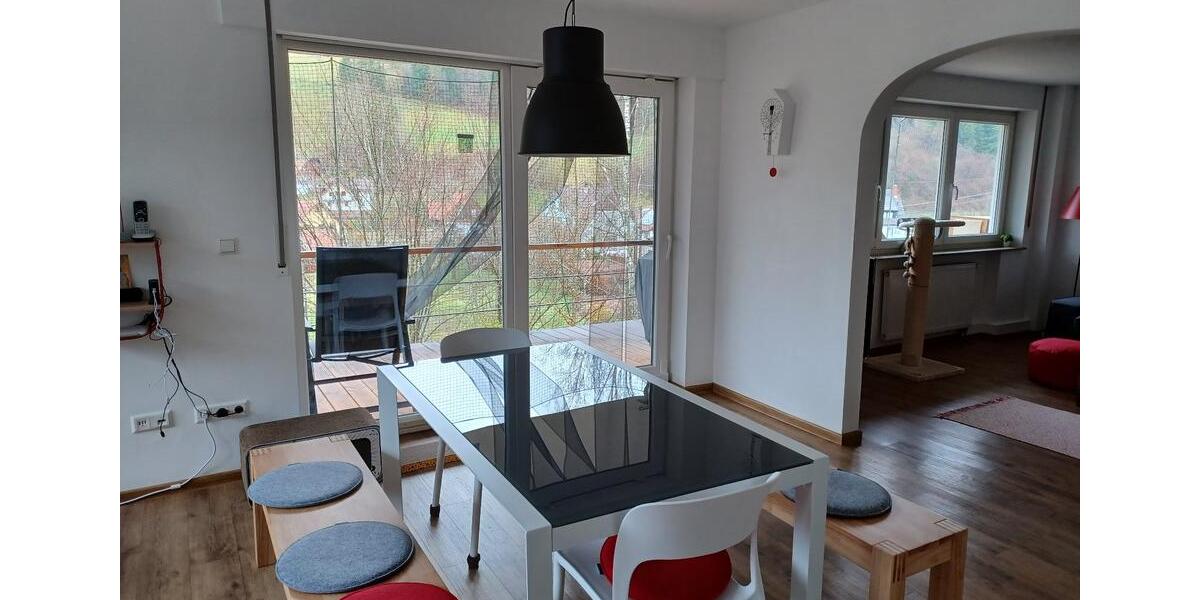 Erdgeschoßwohnung Alpirsbach - 2.5 Zimmer, 84 m&sup2;, 650&euro; | Angebot:25636958