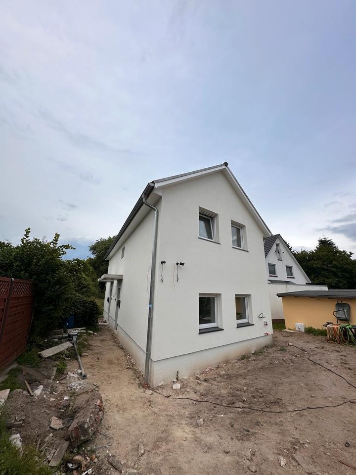 3-Zimmer-Wohnung im Obergeschoss mit Gartenanteil in Blumenthal