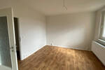 Etagenwohnung Suhl Neundorf - 4 Zimmer, 64 m&sup2;, 400&euro; | Angebot:26393587