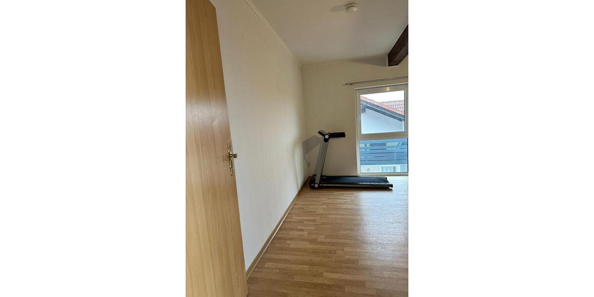 Dachgeschoßwohnung Korbach - 3 Zimmer, 113 m&sup2;, 900&euro; | Angebot:25859901