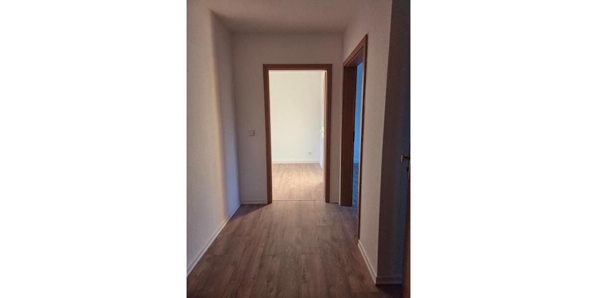 Dachgeschoßwohnung Döbeln - 3 Zimmer, 60 m&sup2;, 125&euro; | Angebot:23788046