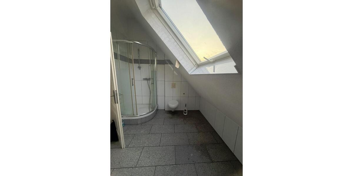 Dachgeschoßwohnung Gummersbach Berstig Süd - 2 Zimmer, 55 m&sup2;, 500&euro; | Angebot:26336463