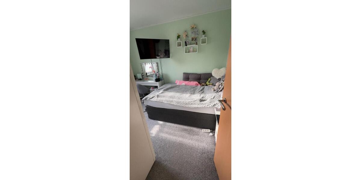 Etagenwohnung Magdeburg Lemsdorf - 3 Zimmer, 90 m&sup2;, 630&euro; | Angebot:26704609