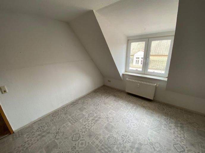 Etagenwohnung Könnern - 3 Zimmer, 69 m&sup2;, 345&euro; | Angebot:23949888