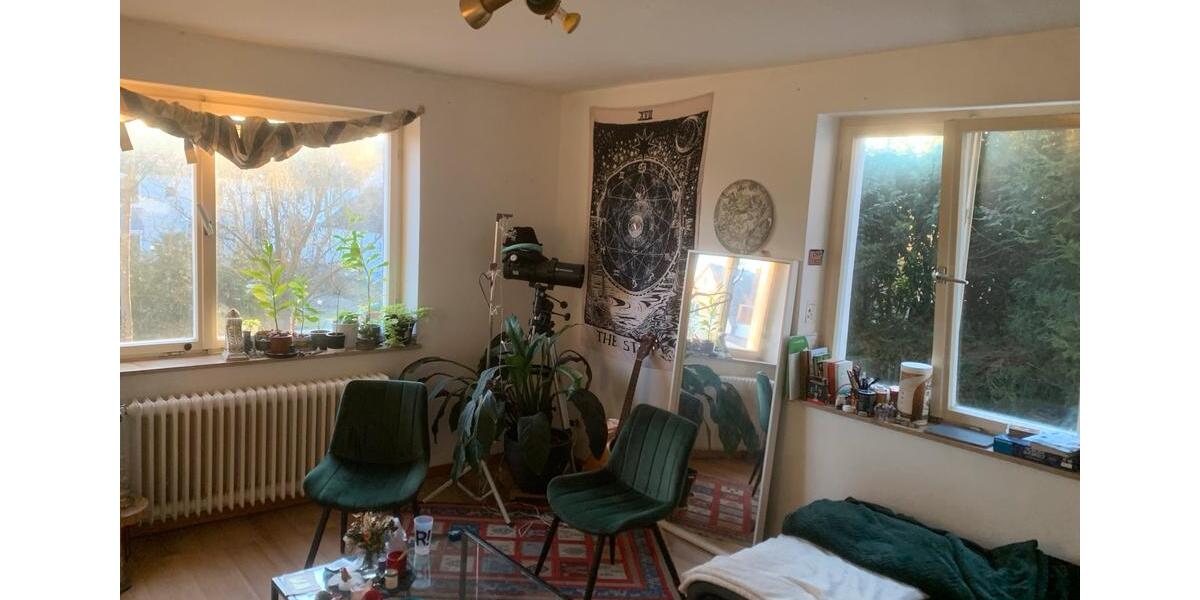 2 Zimmer (unmöbliert mögl.) in einer großen WG mit riesen Garten 2 zimmer