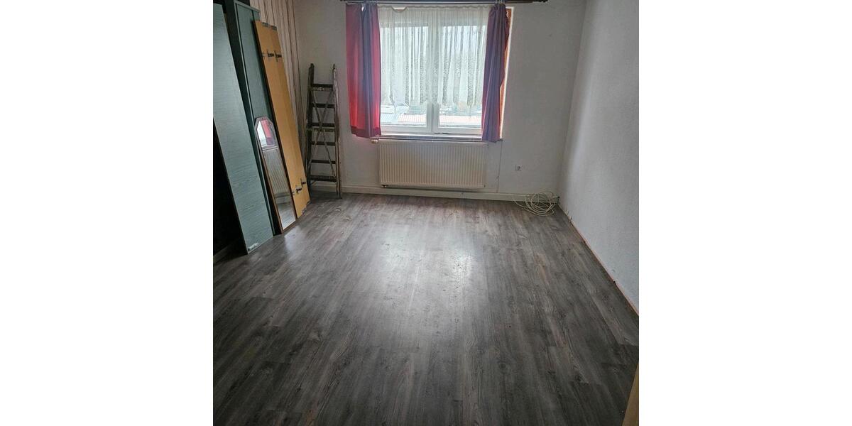 Etagenwohnung Menteroda - 3 Zimmer, 58 m&sup2;, 290&euro; | Angebot:26547489