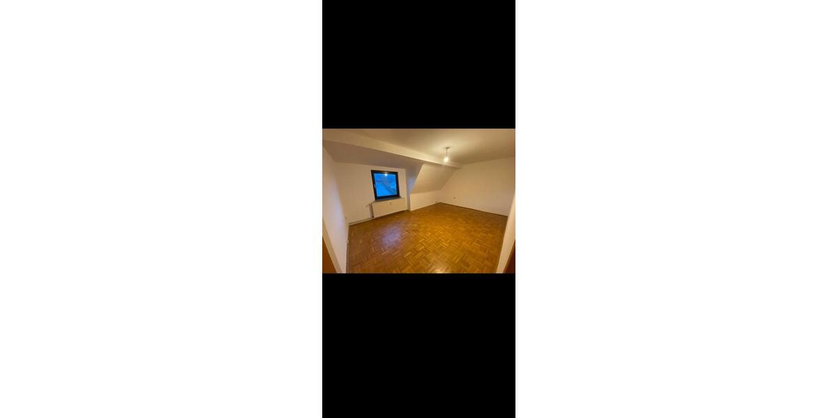 Dachgeschoßwohnung Eschwege - 2 Zimmer, 55 m&sup2;, 400&euro; | Angebot:26125460