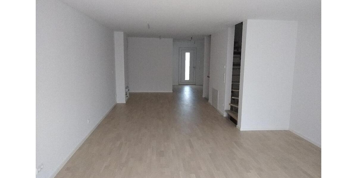 Reihenhaus Schwäbisch Hall - 5 Zimmer, 161 m&sup2;, 1.750&euro; | Angebot:26427069