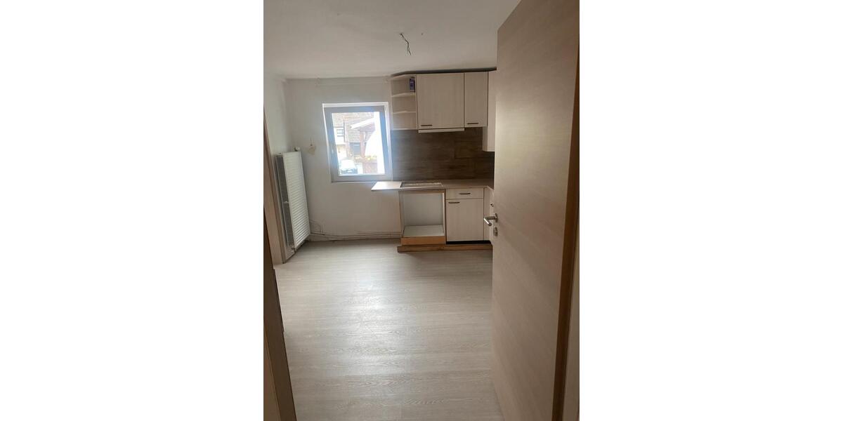 Mehrfamilienhaus, Wohnhaus Frammersbach - 7 Zimmer, 170 m&sup2;, 1.350&euro; | Angebot:26605252