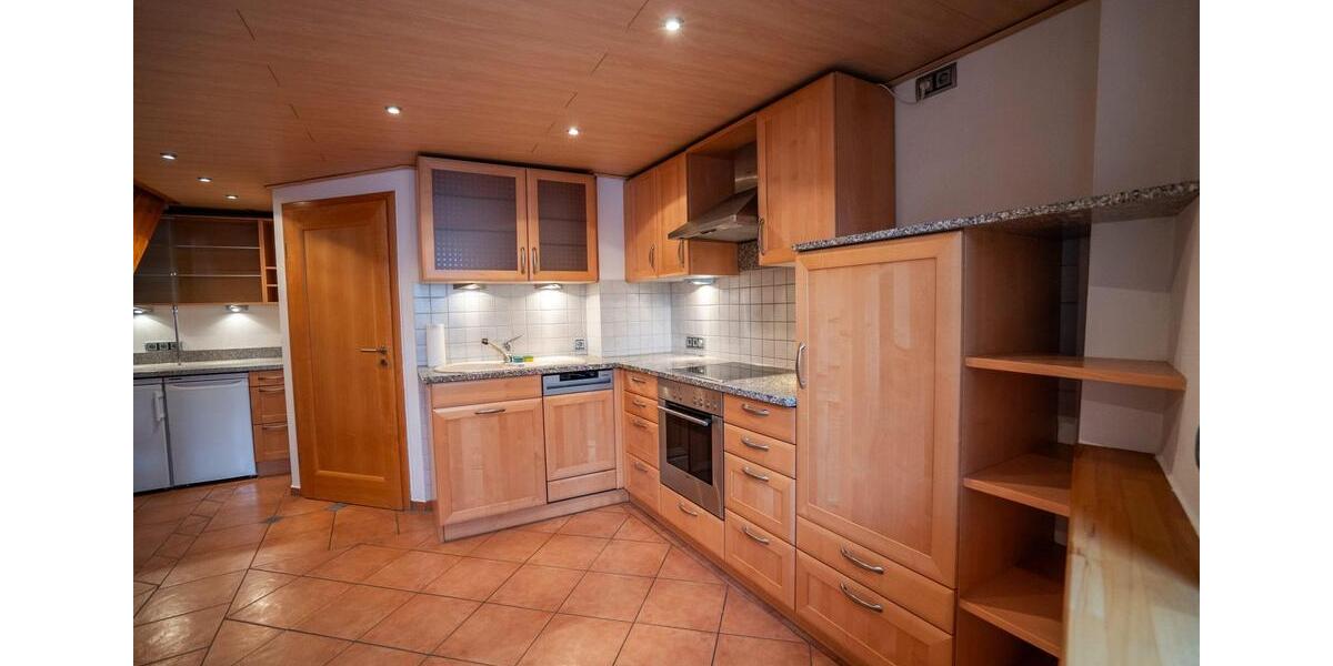 Wohnung und Haus in einem - saniertes Altstadthaus mit insgesamt 93m² in Lauinger Toplage 3 zimmer