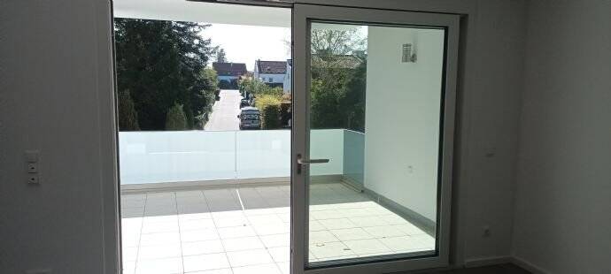 Etagenwohnung Weiden in der Oberpfalz Mooslohe - 3 Zimmer, 98 m&sup2;, 882&euro; | Angebot:26191010