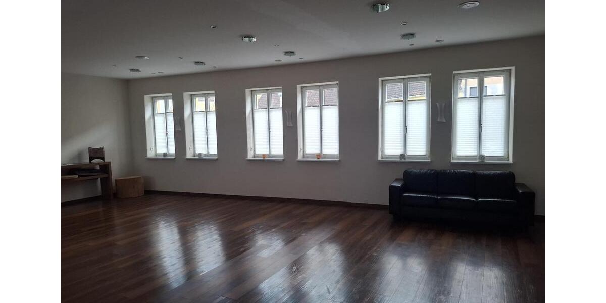 Gewerbeobjekt Pfreimd - 990&euro; | Angebot:25688873