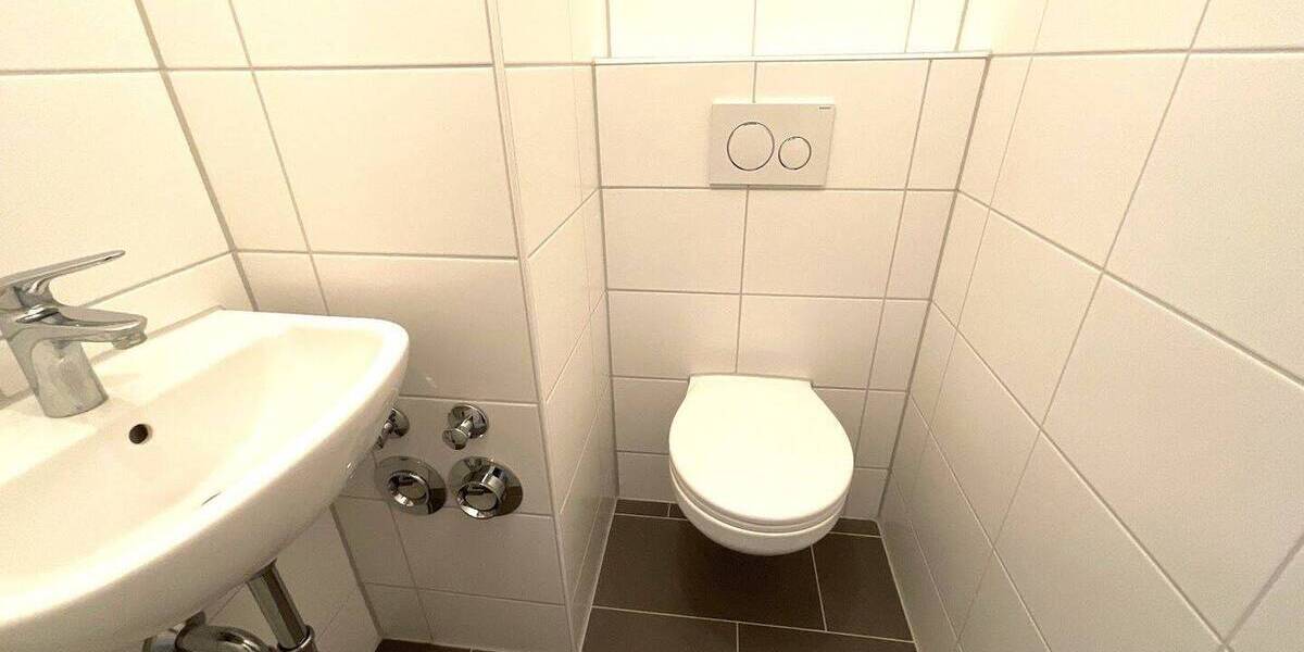 Etagenwohnung Nürnberg Langwasser - 3 Zimmer, 80 m&sup2;, 899&euro; | Angebot:26142632