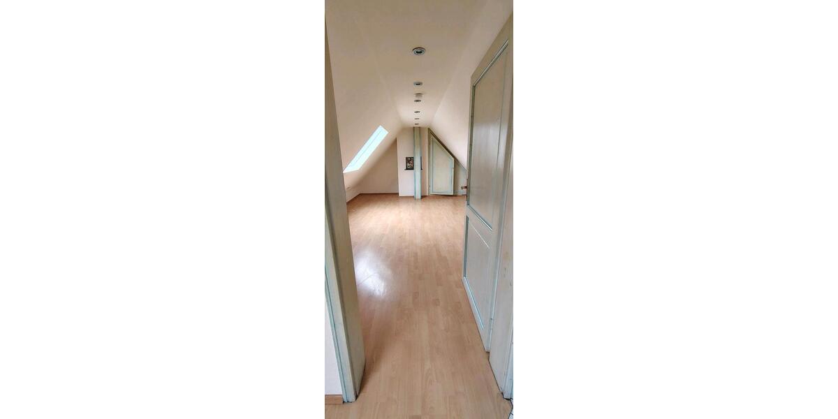 Dachgeschoßwohnung Altensteig - 1 Zimmer, 35 m&sup2;, 330&euro; | Angebot:24714883