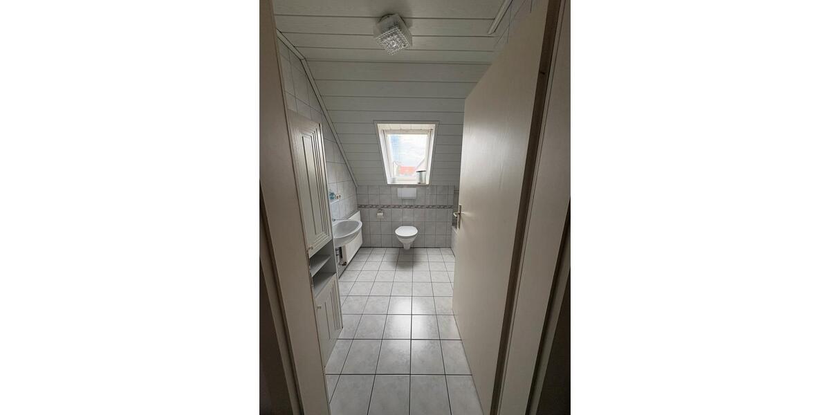 Dachgeschoßwohnung Auhausen Dornstadt - 2 Zimmer, 56 m&sup2;, 700&euro; | Angebot:25934643