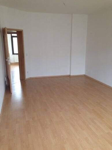 **Barbarossastr. * 2- Zimmer-Whg. mit Balkon ** 2 zimmer